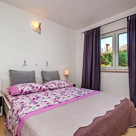 Dietro La Grotta Appartement